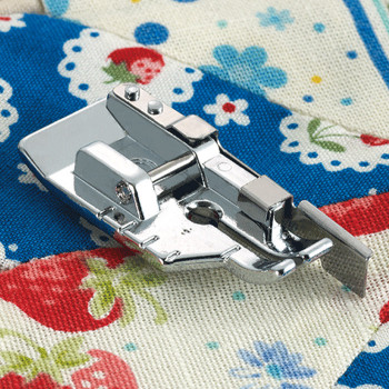 Brother 1/4 Inch Quilting Foot with Guide (F057) - XC7416252