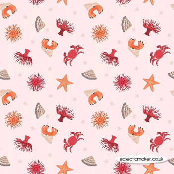 Lewis and Irene Fabrics - Small Things by the Sea - Rock Pool on Light Crab